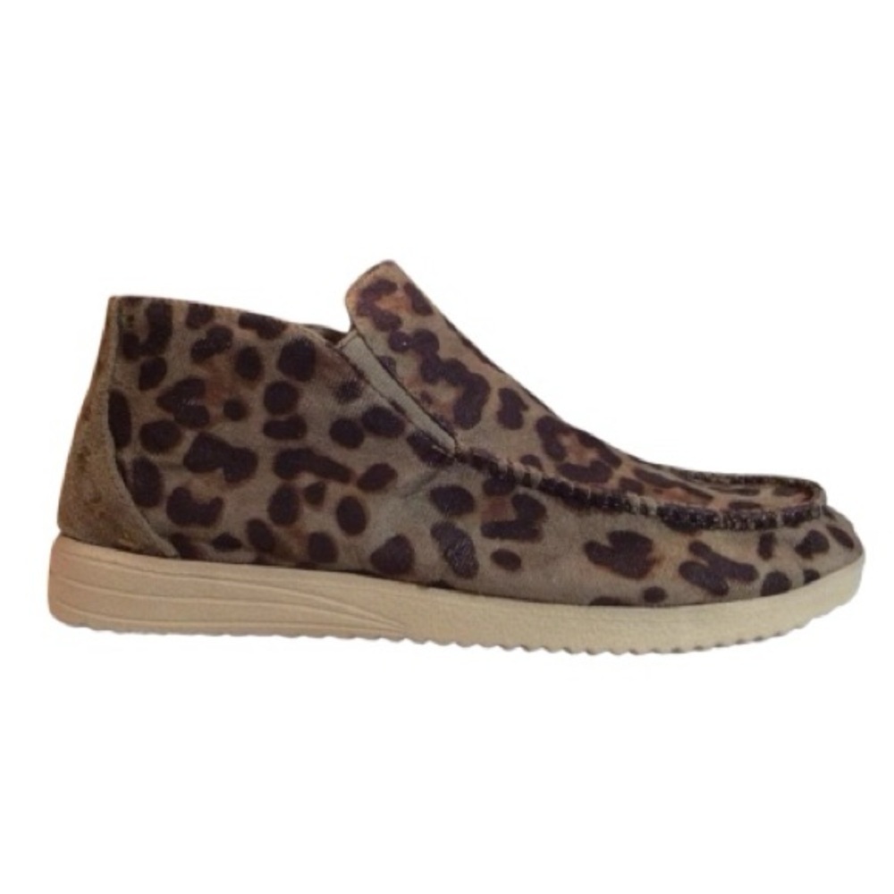 Outwoods Walk Leopard Print Slip-On Ankle Moccasins Booties Size 8
